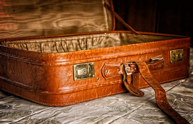 Do these 10 Easy Things When Customers Ask For a Discount 9 suitcase, packaging, to travel
